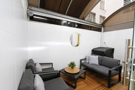 Apartamento à venda com 55m², 2 quartos e 1 vagaÁrea privativa