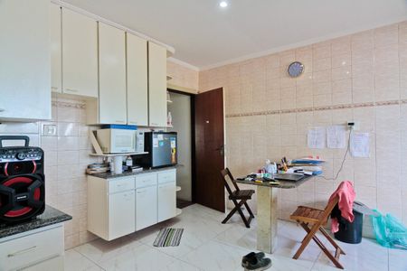 Casa para alugar com 90m², 2 quartos e 1 vagaCozinha