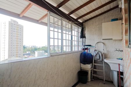 Casa para alugar com 90m², 2 quartos e 1 vagaÁrea de Serviço