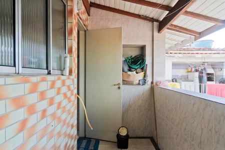 Casa para alugar com 90m², 2 quartos e 1 vagaÁrea de Serviço