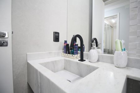 Apartamento à venda com 126m², 3 quartos e 2 vagasBanheiro 