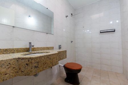 Casa para alugar com 162m², 2 quartos e 2 vagasBanheiro