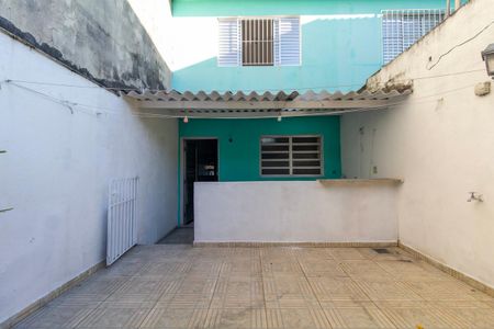 Casa para alugar com 162m², 2 quartos e 2 vagasQuintal