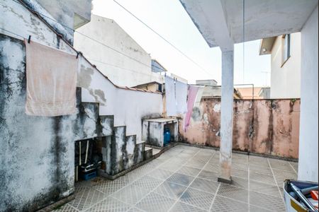 Casa à venda com 153m², 2 quartos e 1 vaga Casa à venda com 153m², 2 quartos e 1 vagaQuintal
