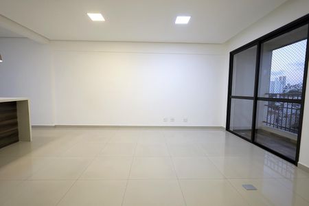 Sala de apartamento à venda com 3 quartos, 80m² em Vila Floresta, Santo André
