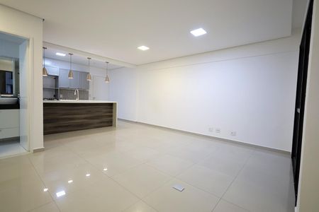 Sala de apartamento à venda com 3 quartos, 80m² em Vila Floresta, Santo André