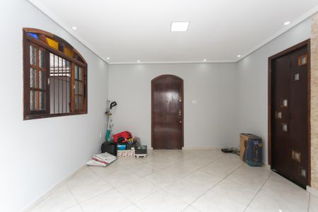 Casa à venda com 130m², 2 quartos e 3 vagasSala