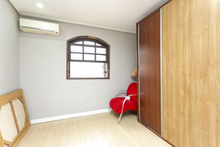 Quarto 1  de casa à venda com 2 quartos, 130m² em Vila Santa Cruz (zona Leste), São Paulo