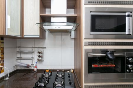 Casa à venda com 130m², 2 quartos e 3 vagasCozinha - Armários