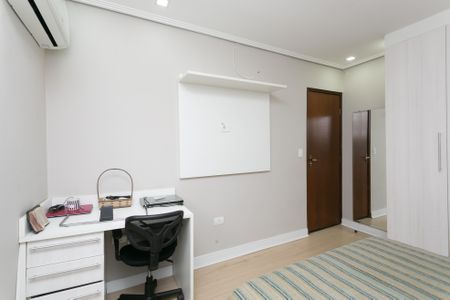 Casa à venda com 130m², 2 quartos e 3 vagasQuarto 2