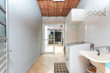 Casa à venda com 130m², 2 quartos e 3 vagasÁrea de Serviço 