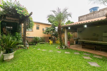 Casa à venda com 130m², 2 quartos e 3 vagasÁrea comum - Quintal 