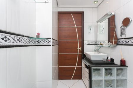 Casa à venda com 130m², 2 quartos e 3 vagasBanheiro 1