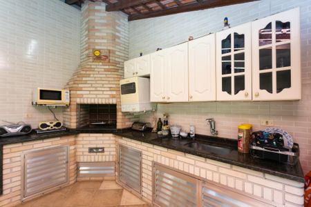 Casa à venda com 130m², 2 quartos e 3 vagasÁrea comum - Churrasqueira