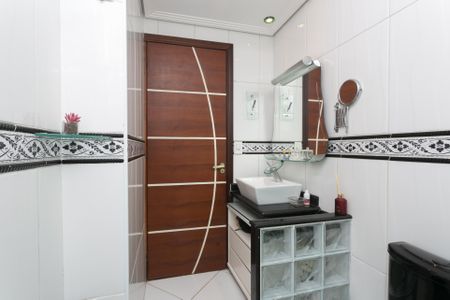 Casa à venda com 130m², 2 quartos e 3 vagasBanheiro 1