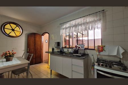 Casa à venda com 275m², 5 quartos e 3 vagasCozinha - Casa 2
