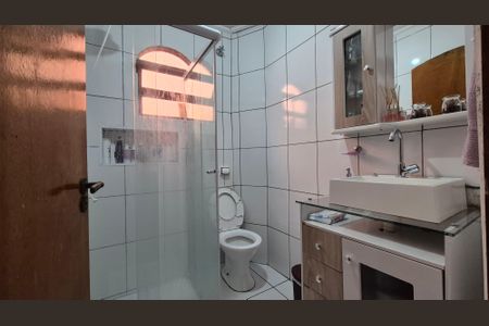 Casa à venda com 275m², 5 quartos e 3 vagasBanheiro