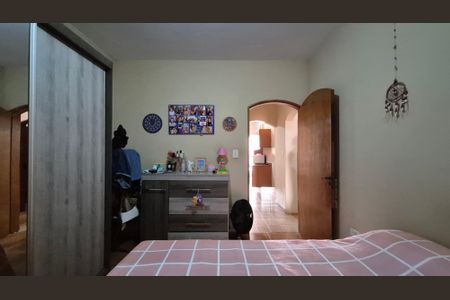 Casa à venda com 275m², 5 quartos e 3 vagasQuarto 2