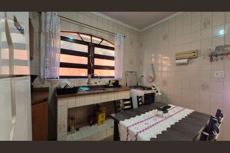 Casa à venda com 275m², 5 quartos e 3 vagasCozinha