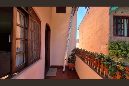 Casa à venda com 275m², 5 quartos e 3 vagasVaranda - Casa 2