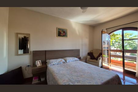 Casa à venda com 275m², 5 quartos e 3 vagasQuarto - Casa 2