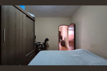 Casa à venda com 275m², 5 quartos e 3 vagasQuarto