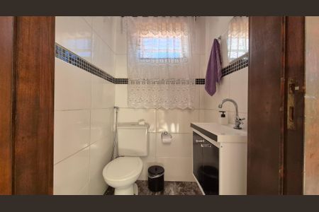 Casa à venda com 275m², 5 quartos e 3 vagasLavabo - Casa 2
