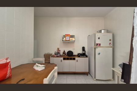 Casa à venda com 275m², 5 quartos e 3 vagasCozinha - Fundos