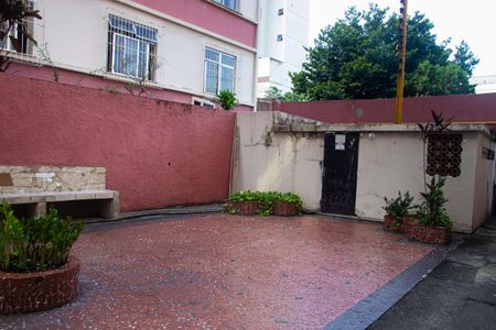 Apartamento à venda com 80m², 3 quartos e 1 vaga Apartamento à venda com 80m², 3 quartos e 1 vagaÁrea comum