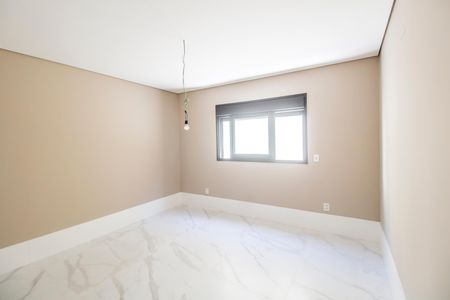 Apartamento à venda com 403m², 4 quartos e 6 vagasEscritório