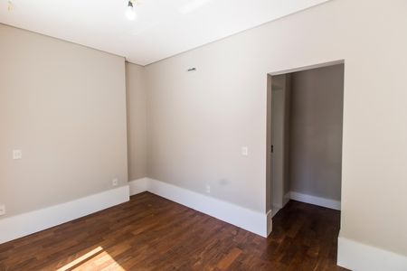 Apartamento à venda com 403m², 4 quartos e 6 vagasSuíte