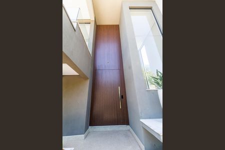 Apartamento à venda com 403m², 4 quartos e 6 vagasEntrada