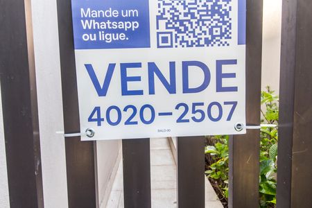Apartamento à venda com 403m², 4 quartos e 6 vagasVista da Rua