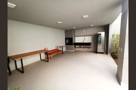 Apartamento para alugar com 40m², 2 quartos e sem vaga Apartamento para alugar com 40m², 2 quartos e sem vagaChurrasqueira 02