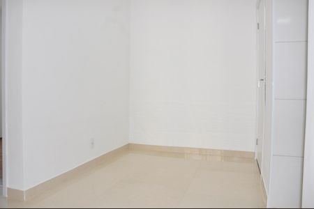 Apartamento para alugar com 40m², 2 quartos e sem vaga Apartamento para alugar com 40m², 2 quartos e sem vagaDetalhe - Sala e Sala de Jantar