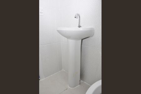 Apartamento para alugar com 40m², 2 quartos e sem vaga Apartamento para alugar com 40m², 2 quartos e sem vagaDetalhe - Banheiro Social