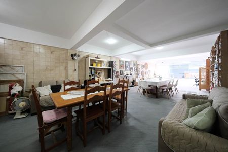 Casa à venda com 280m², 3 quartos e 3 vagasÁrea externa