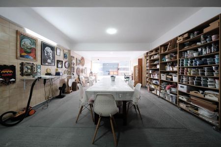 Casa à venda com 280m², 3 quartos e 3 vagasÁrea externa