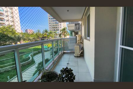 Varanda  de apartamento para alugar com 2 quartos, 70m² em Barra da Tijuca, Rio de Janeiro