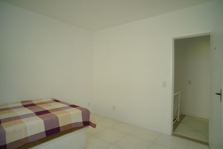 Quarto 1 de casa à venda com 3 quartos, 160m² em Serra Grande, Niterói