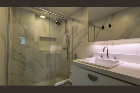 Apartamento para alugar com 90m², 2 quartos e 2 vagasBanheiro da Suíte 