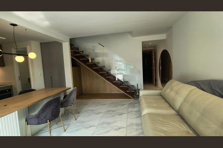 Sala de apartamento para alugar com 2 quartos, 90m² em Barra da Tijuca, Rio de Janeiro