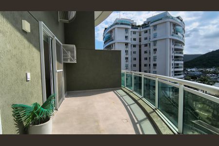 Varanda  de apartamento para alugar com 2 quartos, 90m² em Barra da Tijuca, Rio de Janeiro