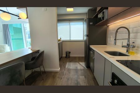 Apartamento para alugar com 90m², 2 quartos e 2 vagasCozinha e Área de Serviço 