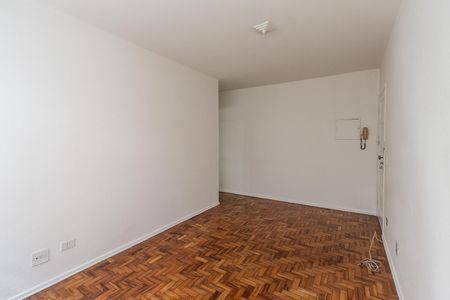 Apartamento para alugar com 74m², 2 quartos e 1 vagaSala