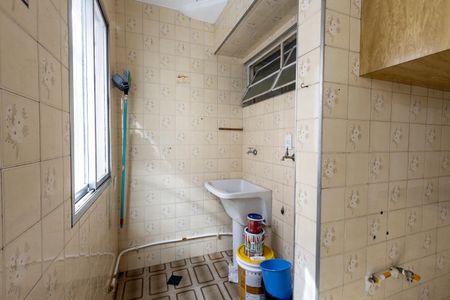 Apartamento para alugar com 74m², 2 quartos e 1 vagaÁrea de Serviço