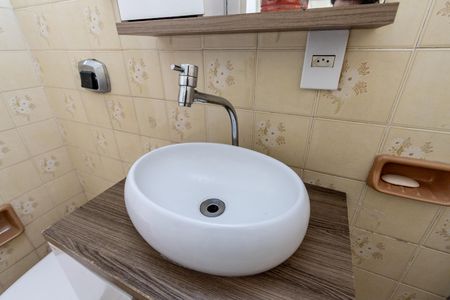 Apartamento para alugar com 74m², 2 quartos e 1 vagaBanheiro