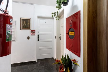 Apartamento para alugar com 74m², 2 quartos e 1 vagaHall do Andar