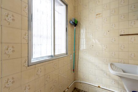 Apartamento para alugar com 74m², 2 quartos e 1 vagaÁrea de Serviço