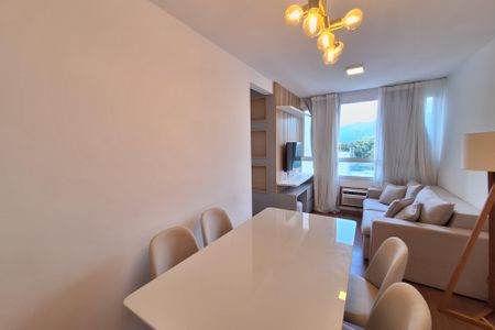 Sala   de apartamento para alugar com 2 quartos, 50m² em Vila Santa Alice, Duque de Caxias